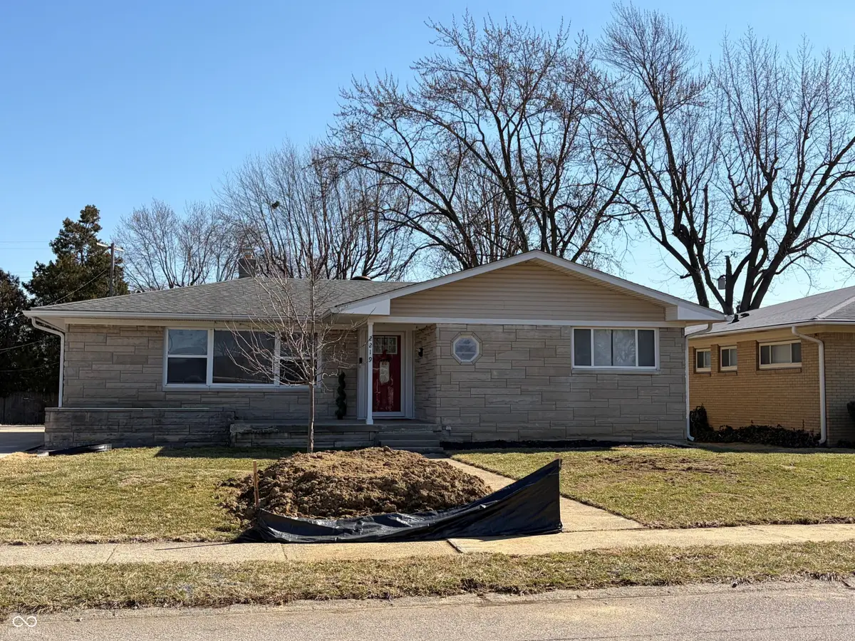 2219 Fisher Avenue, Speedway, IN 46224 - #1