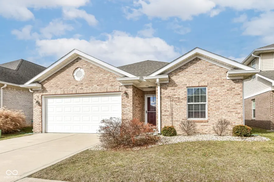 906 Hildebrand Drive, Indianapolis, IN 46217 - #2