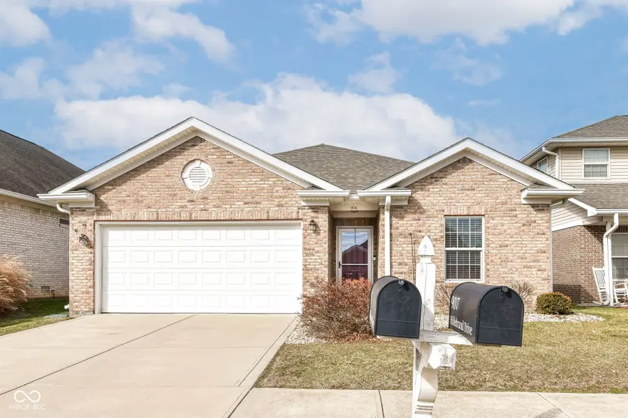 906 Hildebrand Drive, Indianapolis, IN 46217 - #3