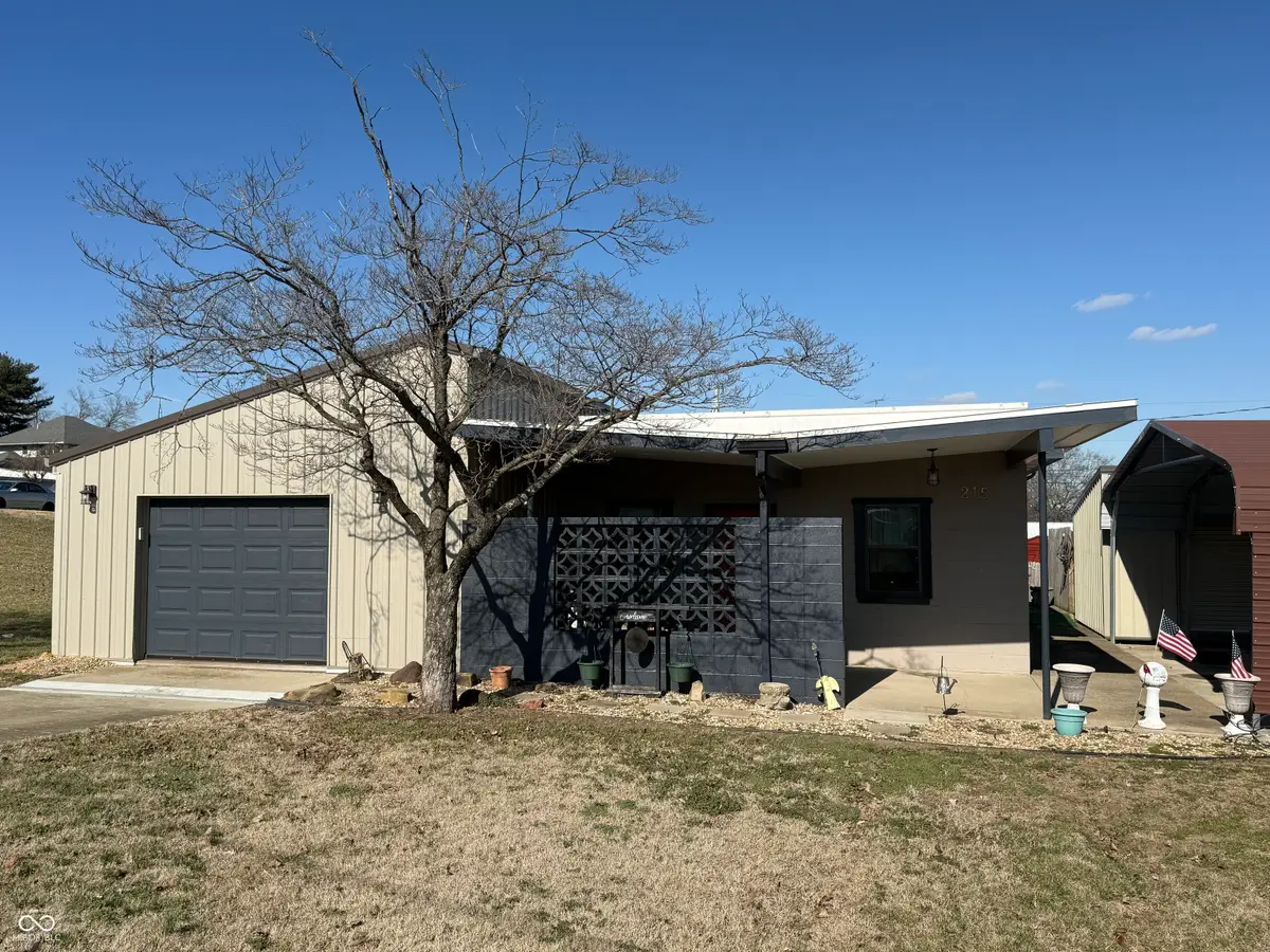 215 W Cross Street, Brownstown, IN 47220 - #1