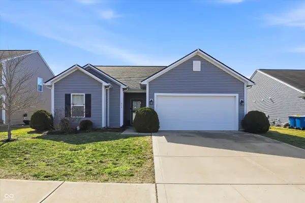 410 Shadetree Court, Sheridan, IN 46069