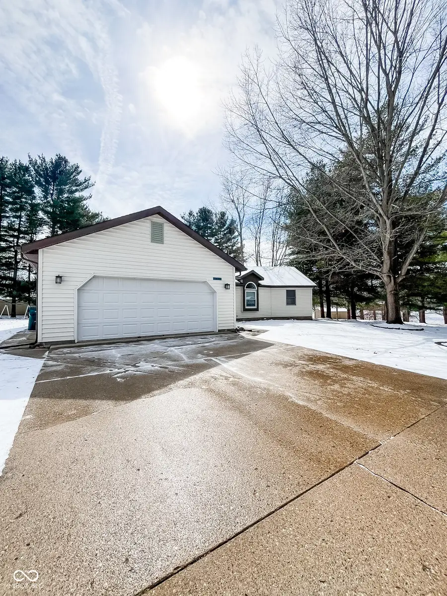 1610 N Sommer Lane, Crawfordsville, IN 47933 - #2