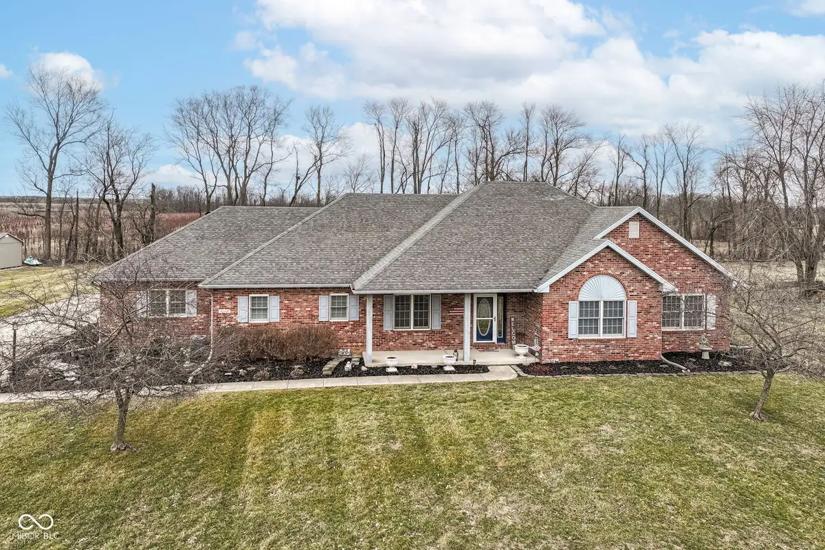 1624 W Country Manor Lane, Anderson, IN 46013 - #1