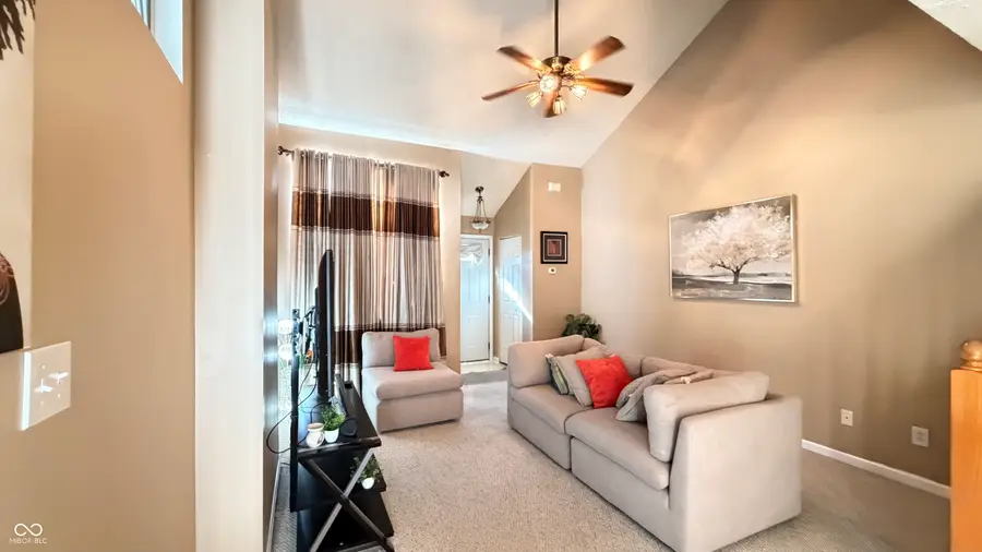 939 Prestwick Place #D, Indianapolis, IN 46214 - #3