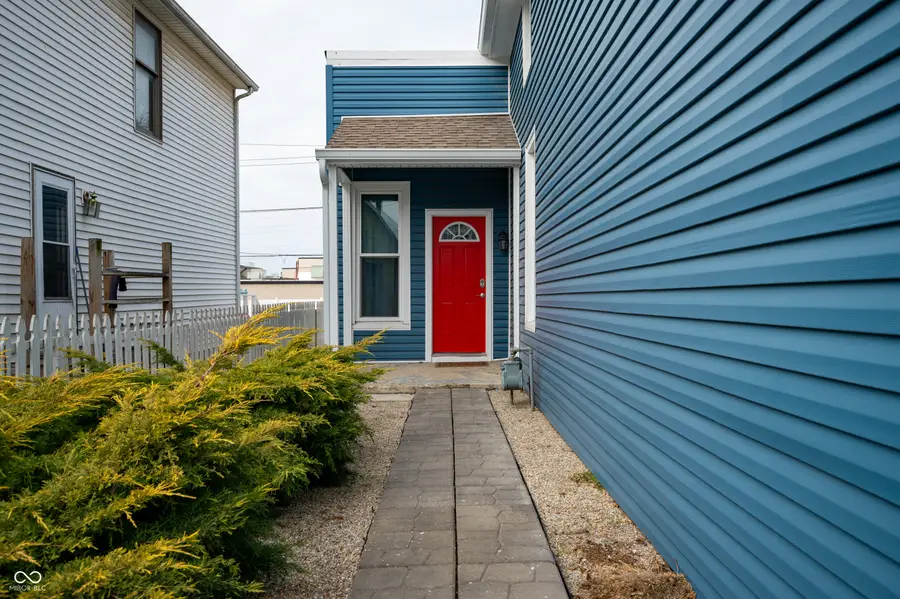 1130 S Senate Avenue, Indianapolis, IN 46225 - #3