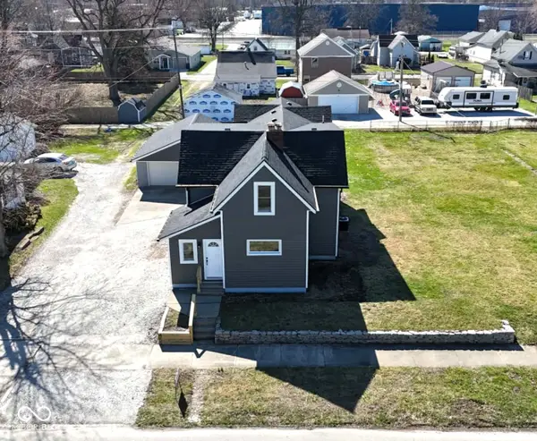 2021 S A Street, Elwood, IN 46036