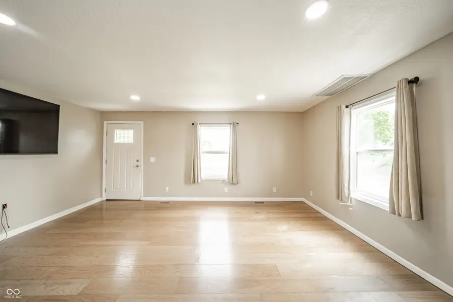 602 S Penn Street, Fairmount, IN 46928 - #3
