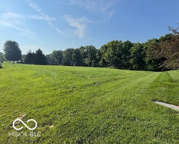 9025 E Gayle Drive, Morgantown, IN 46160