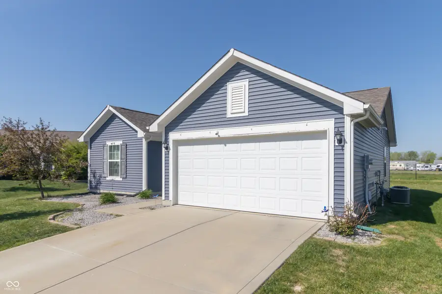 394 Gondola Run, Greenfield, IN 46140 - #2