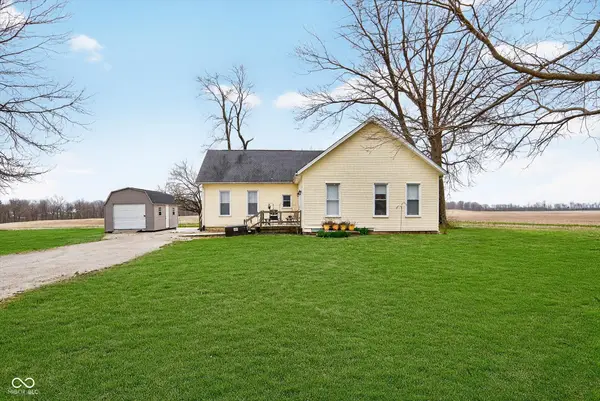 18755 E County Road 750 N, Hope, IN 47246