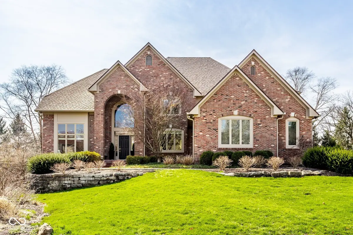 7390 Fox Hollow Ridge, Zionsville, IN 46077 - #1