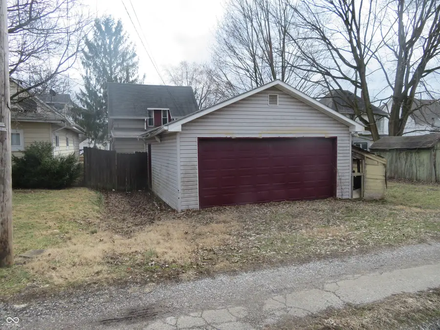 220 E Monroe Street, Alexandria, IN 46001 - #2
