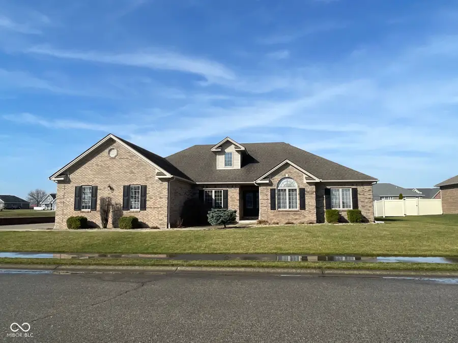 1984 Austin James Lane, Seymour, IN 47274 - #2