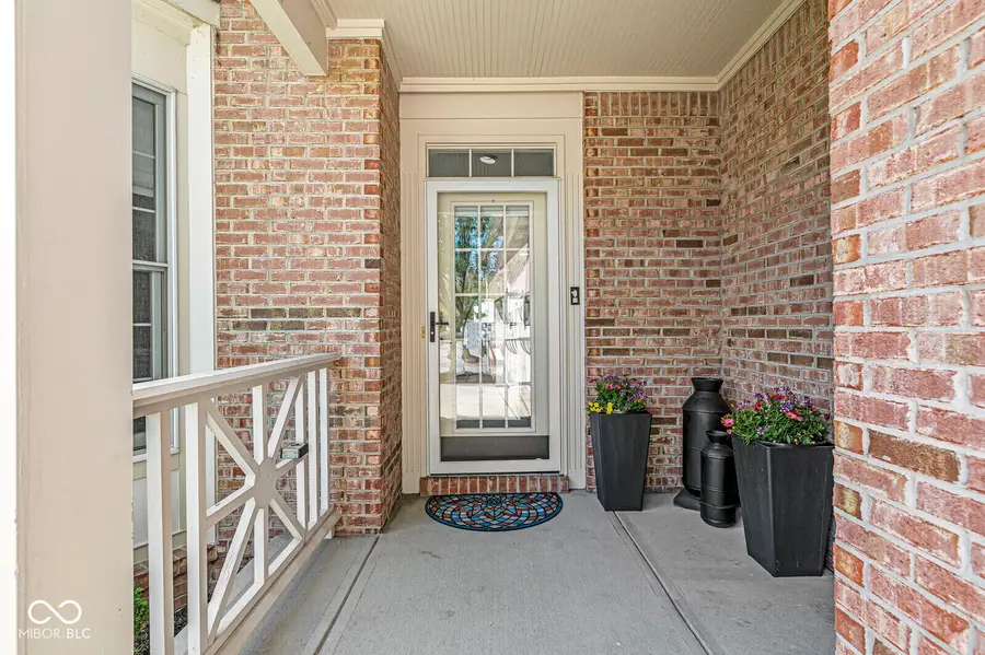 8136 Gwinnett Place, Indianapolis, IN 46250 - #3