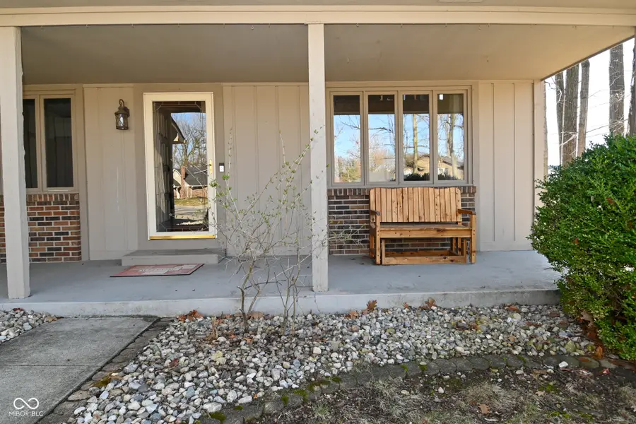 537 Wayside Court, Plainfield, IN 46168 - #2