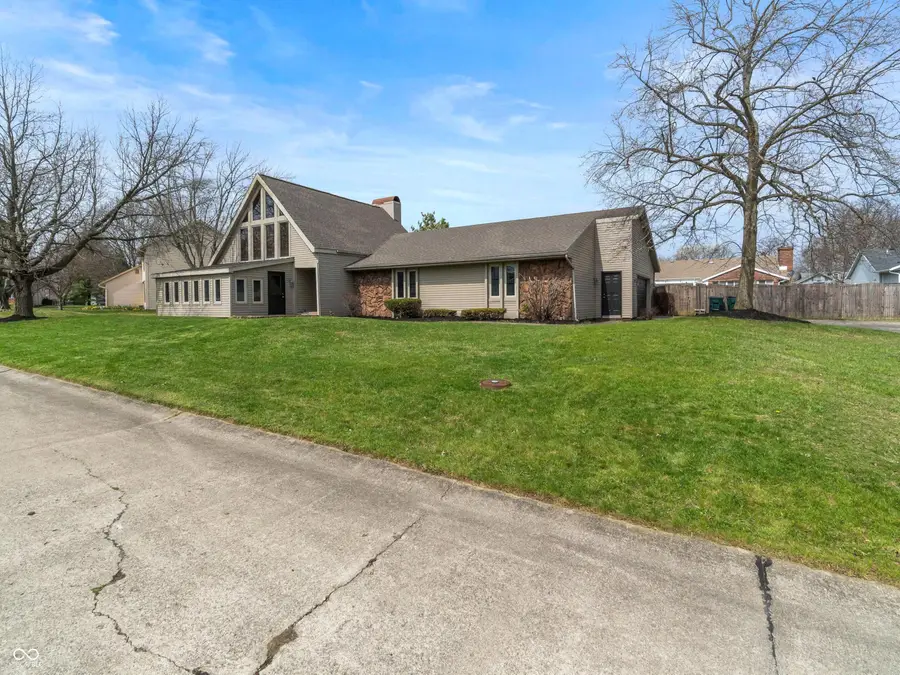 4110 W Squire Court, Muncie, IN 47304 - #2