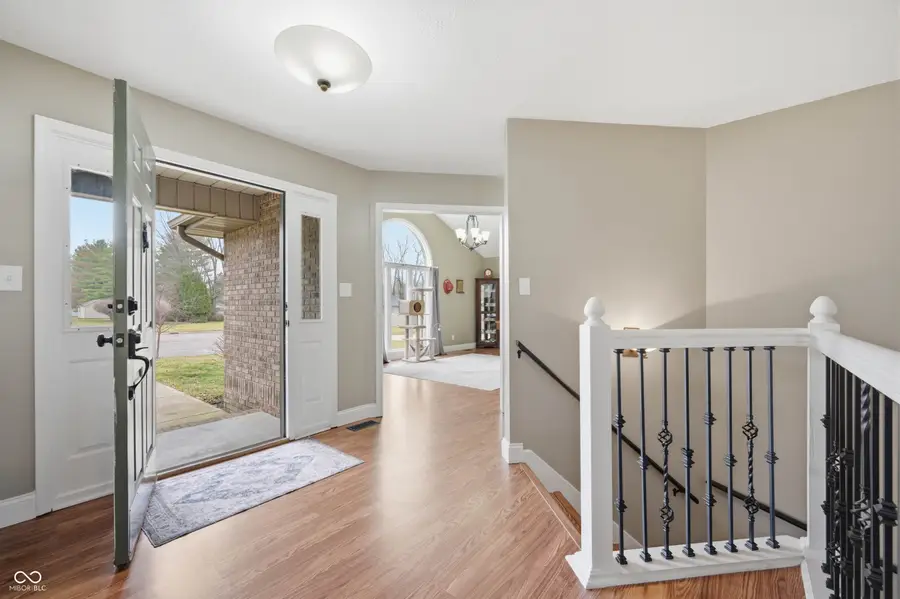 209 N Copperwood Court, Muncie, IN 47304 - #3