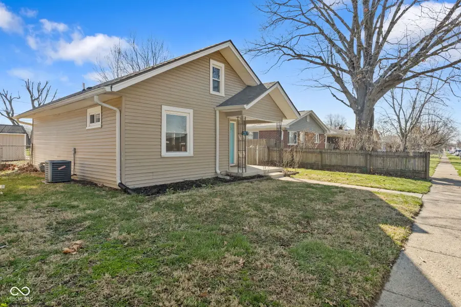 237 N 8th Avenue, Beech Grove, IN 46107 - #3