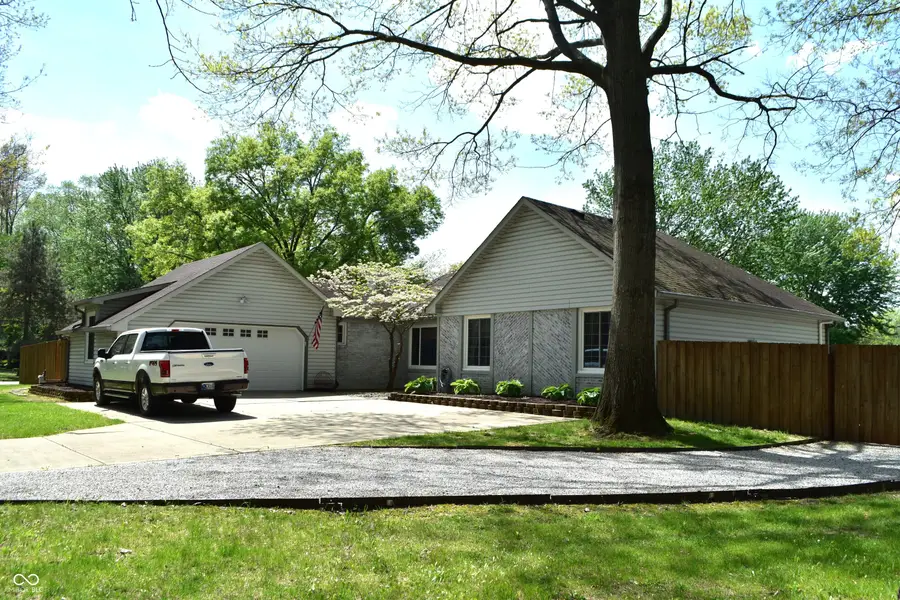 2370 Woodland Trace, Plainfield, IN 46168 - #2