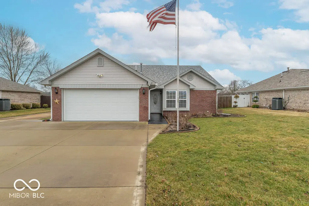 1005 Honeysuckle Court, Mooresville, IN 46158 - #1