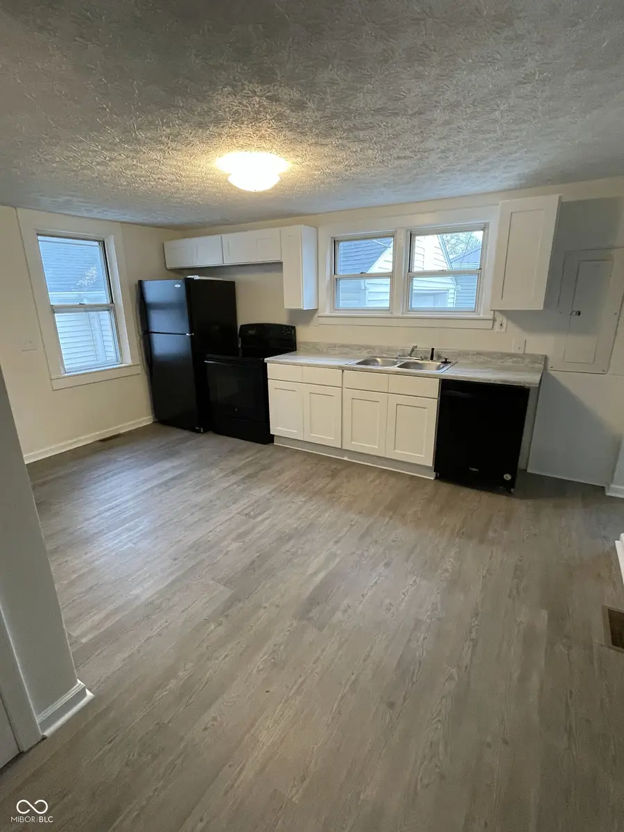 529 N Maple Street, Pittsboro, IN 46167 - #2