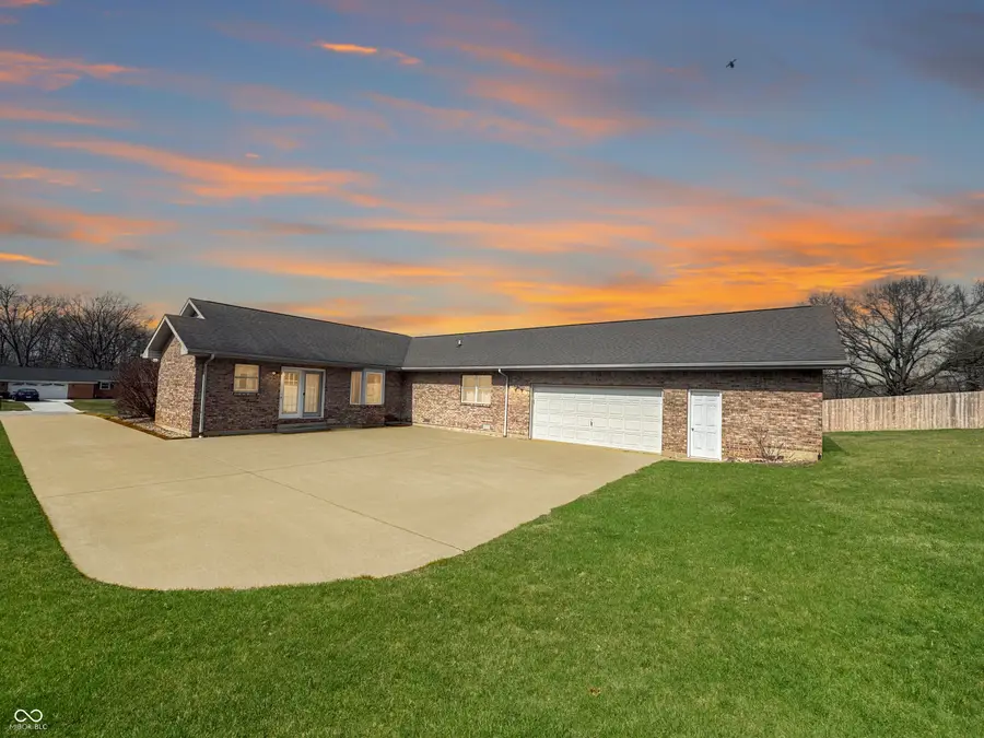 717 Kirkwood Drive, Greencastle, IN 46135 - #3