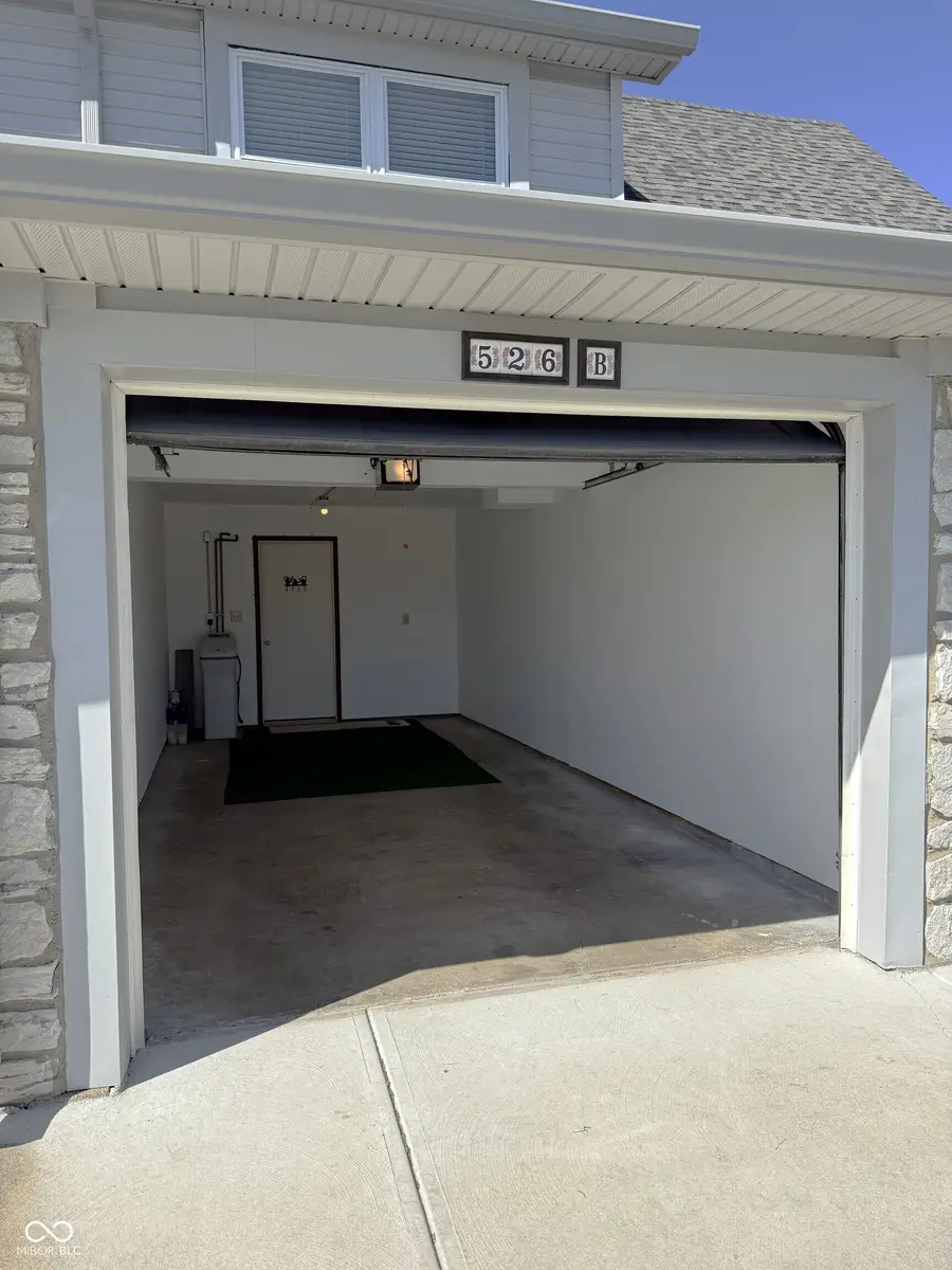 526 Paradise Way # B, Greenwood, IN 46143 - #3