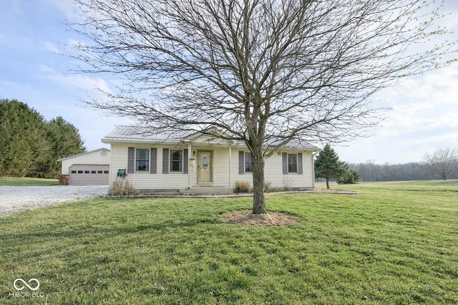 739 E 125 S, Williamsport, IN 47993 - #2