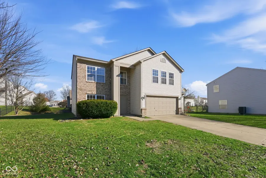 4324 Blue Spruce Court, Greenwood, IN 46143 - #3