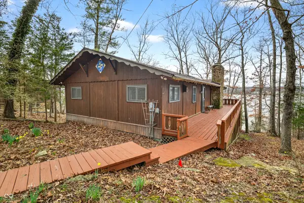 9009 Emerald Court, Nashville, IN 47448