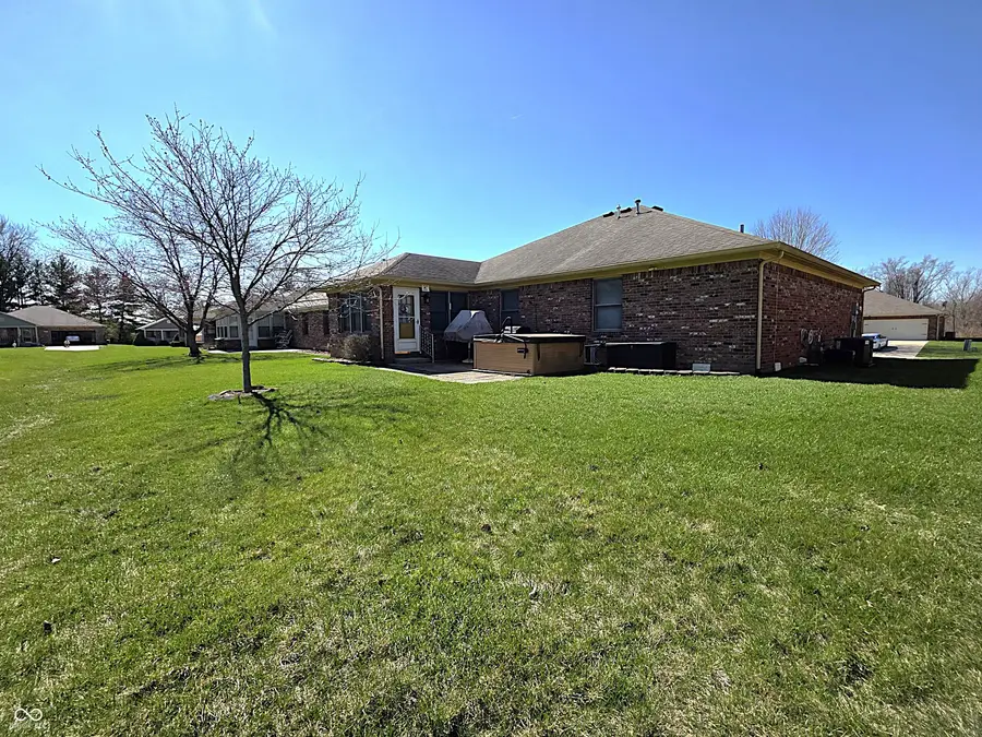 205 Locust Lane, Mooresville, IN 46158 - #2