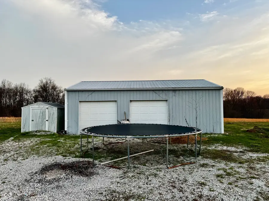 7899 W County Road 300 N, Brownstown, IN 47220 - #2