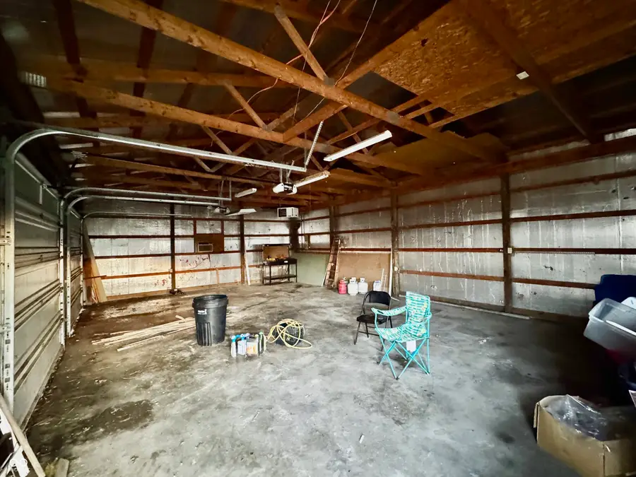 7899 W County Road 300 N, Brownstown, IN 47220 - #3