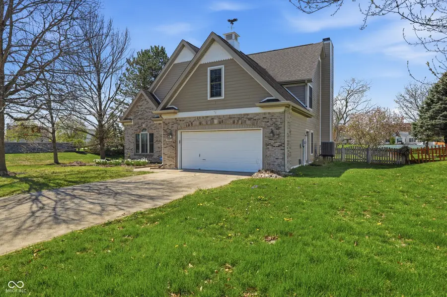 1036 Spanish Lake Drive, Avon, IN 46123 - #2
