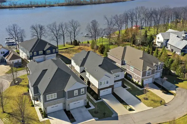 13711 W Voyager Drive, Fishers, IN 46037