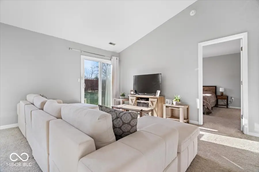 141 Brixton Woods Drive E, Pittsboro, IN 46167 - #3