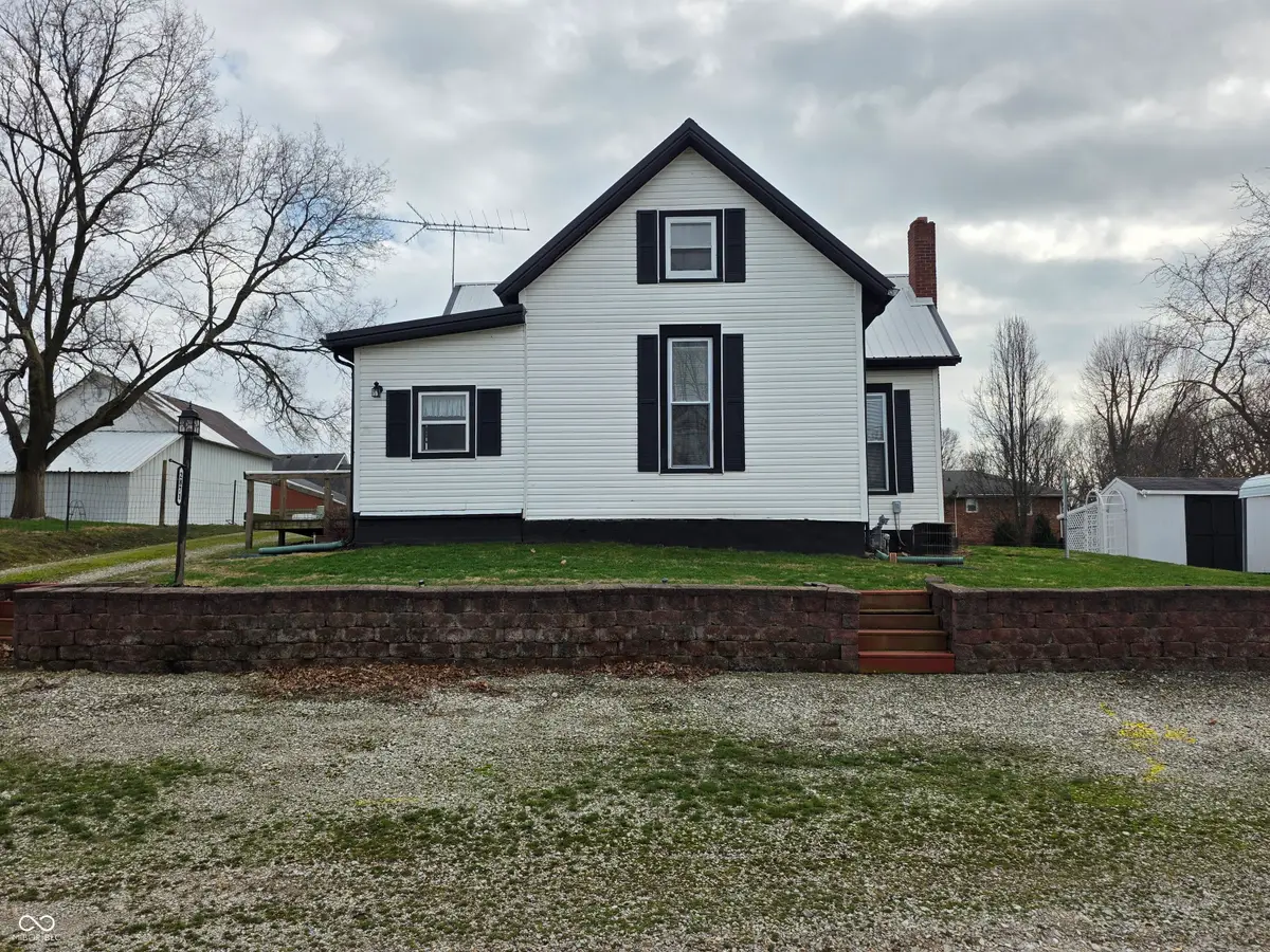 2871 W High Street, Flat Rock, IN 47234 - #1
