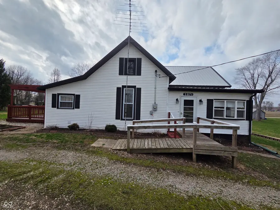 2871 W High Street, Flat Rock, IN 47234 - #2