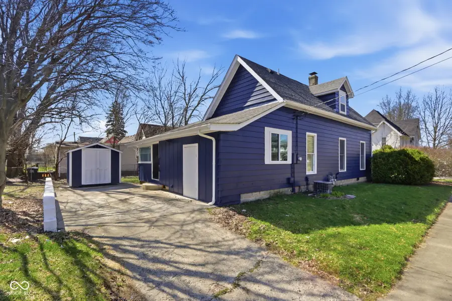 631 N Spring Street, Greenfield, IN 46140 - #2