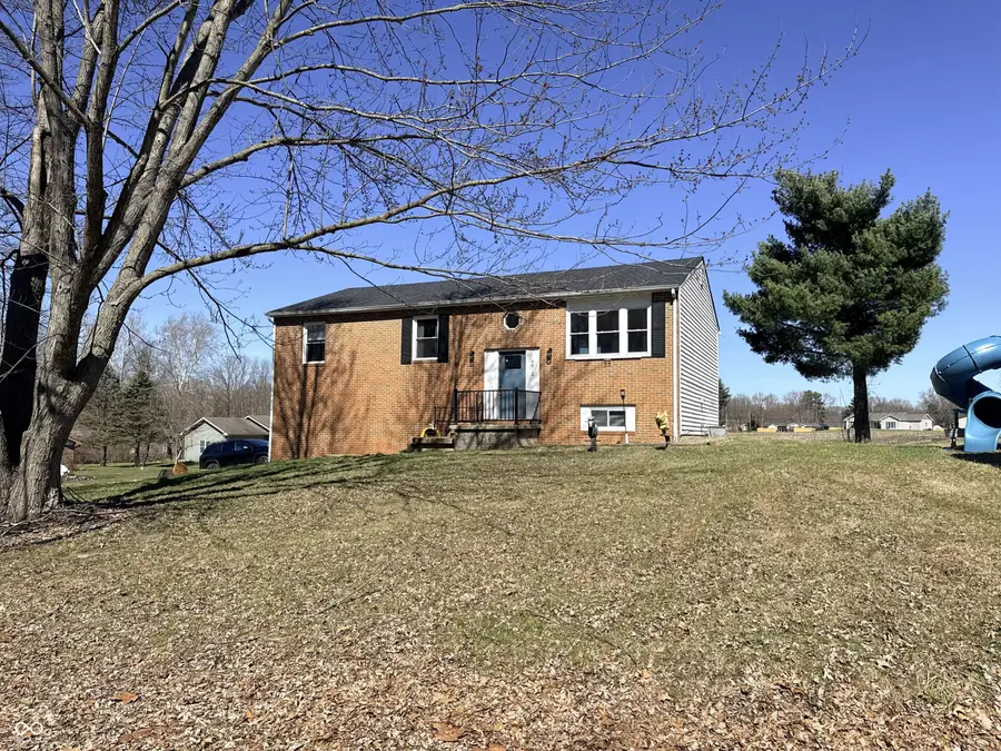 9812 W 900 N, Elwood, IN 46036 - #2