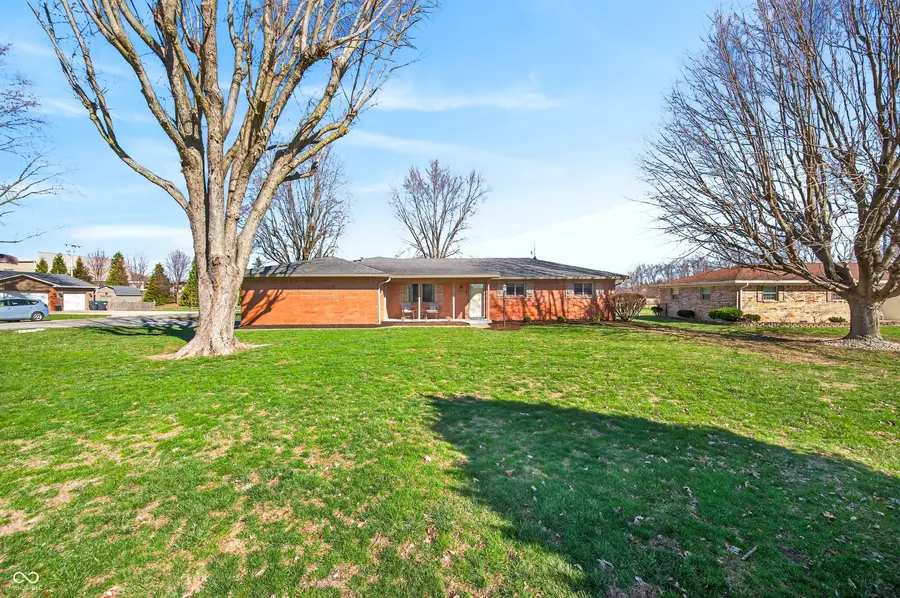 5520 W Walnut Street, Greenwood, IN 46142 - #2