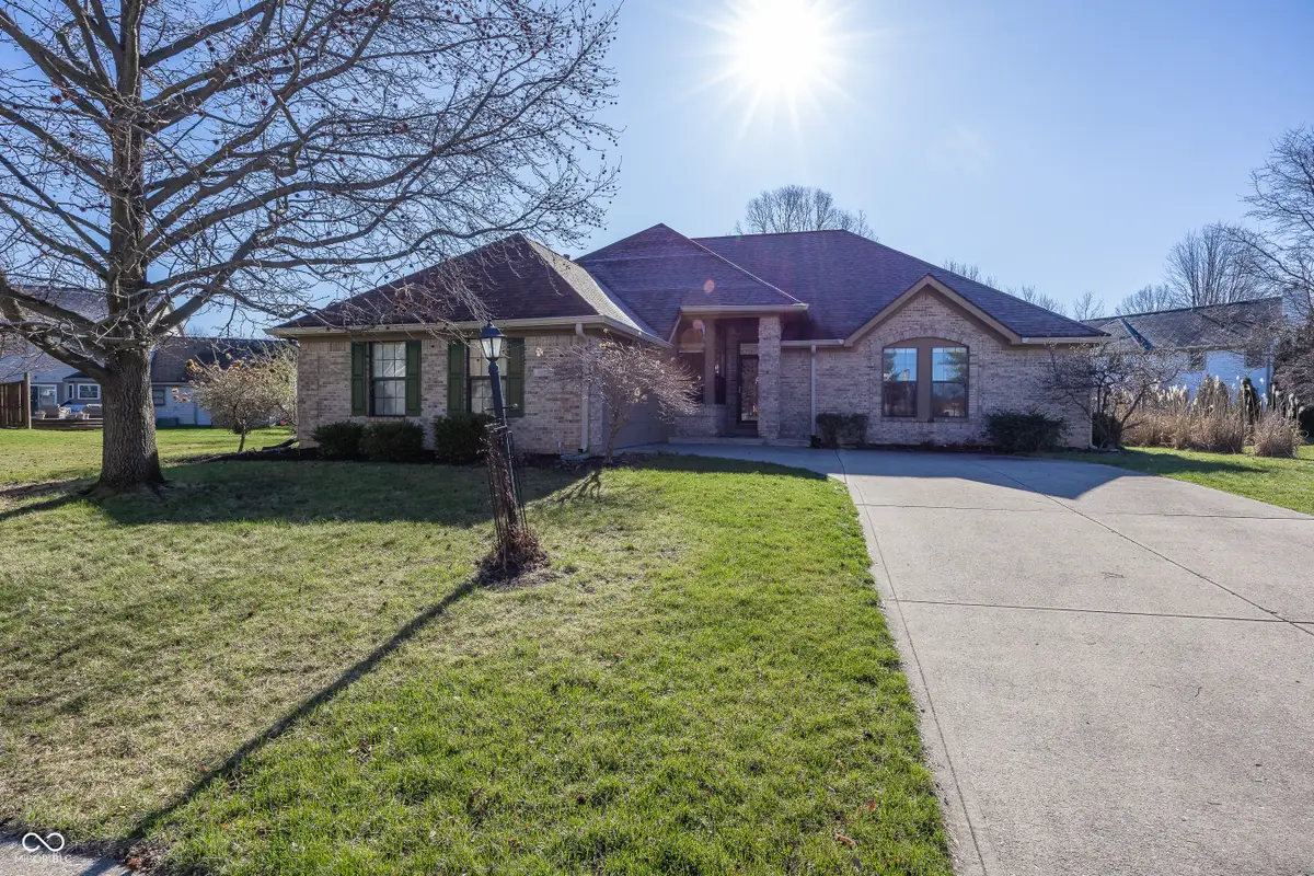 11179 Avery Row, Fishers, IN 46038 - #1