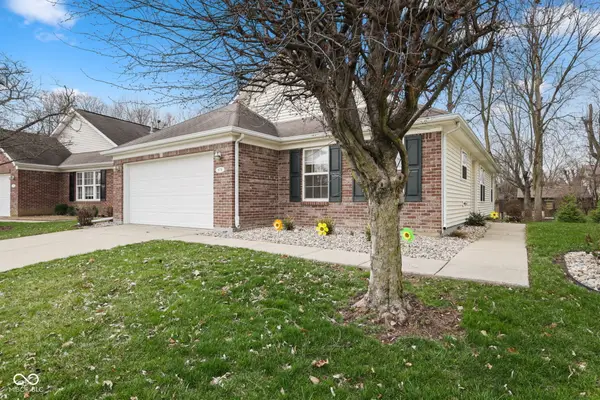 970 Lincoln Park West Drive, Greenwood, IN 46142
