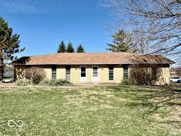 2704 2706 Moore Road, Muncie, IN 47306