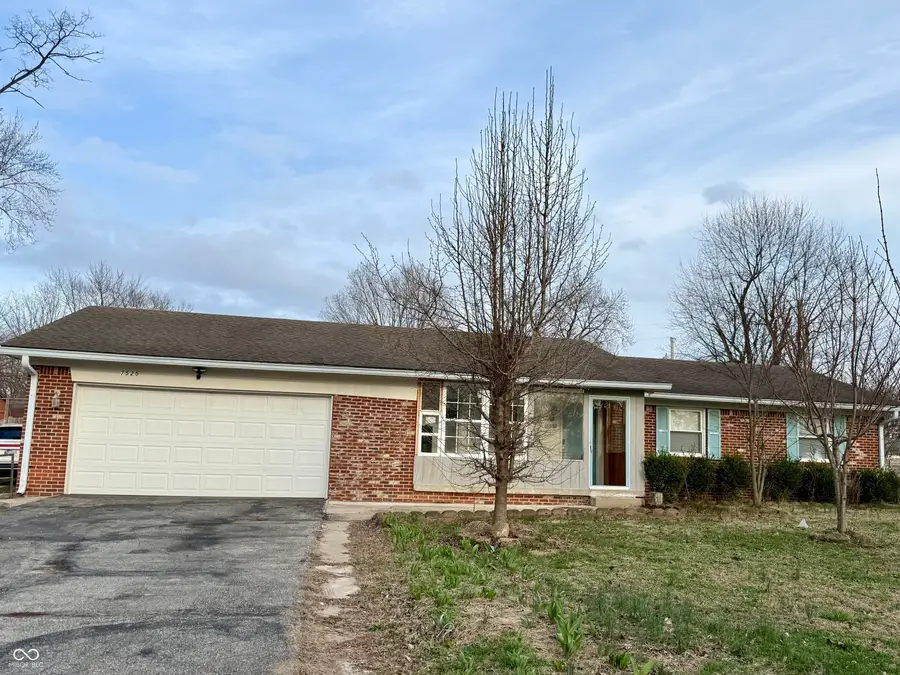 7525 S Katherine Drive, Indianapolis, IN 46217 - #2