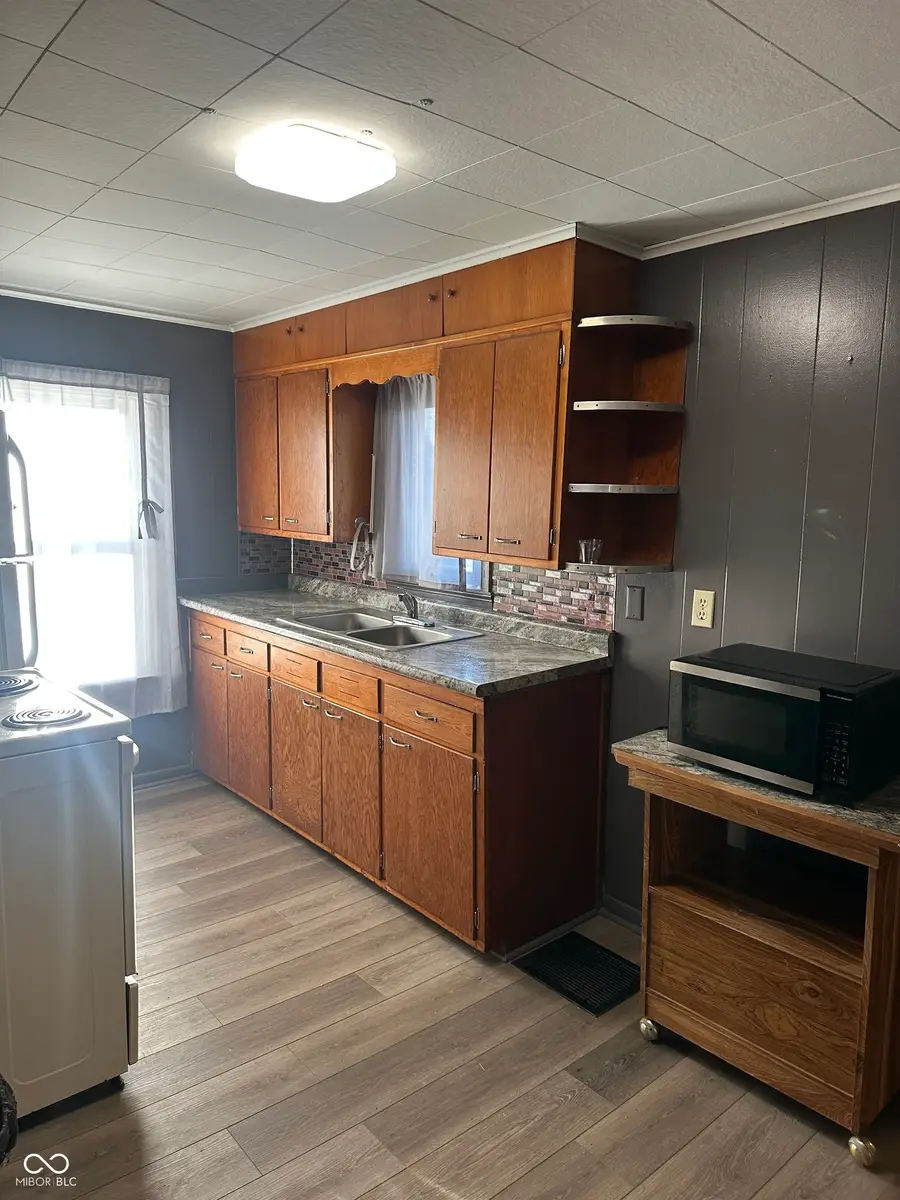 132 W Berry Street, Greencastle, IN 46135 - #3