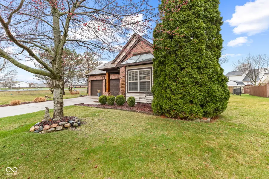 581 Gatewood Drive, Greenwood, IN 46143 - #3