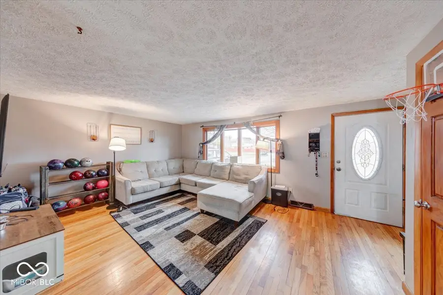 1037 W Main Street, Greenwood, IN 46142 - #3