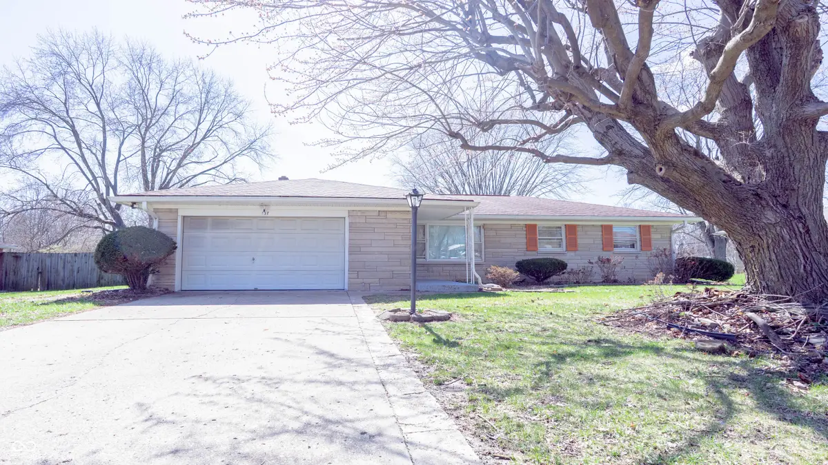 137 E Hill Valley Drive, Indianapolis, IN 46227 - #1
