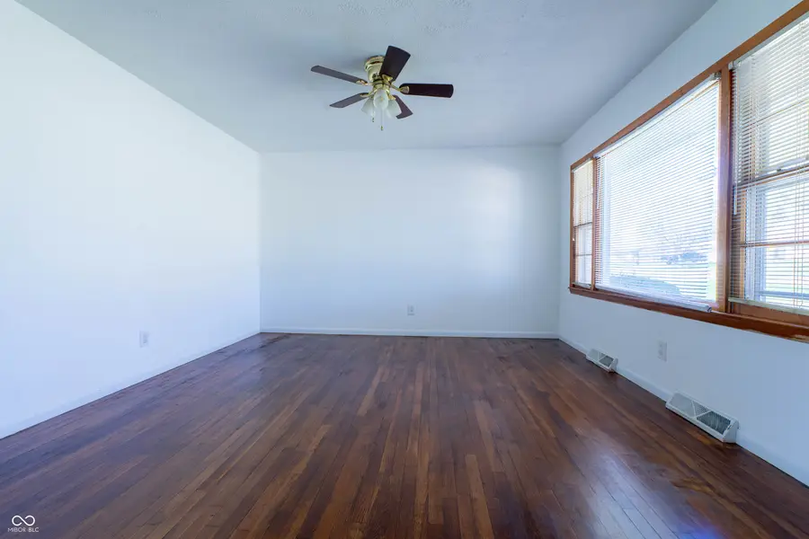 137 E Hill Valley Drive, Indianapolis, IN 46227 - #3